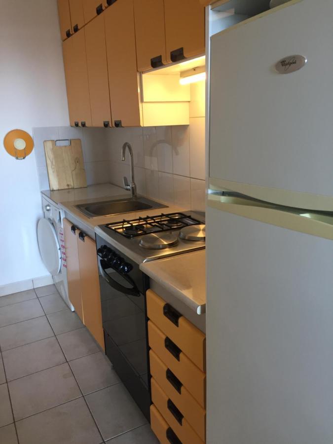 Sunset Apartment Пула Екстериор снимка